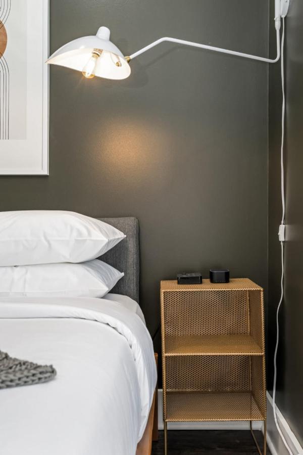 Abode Nashville - Germantown Bilik gambar